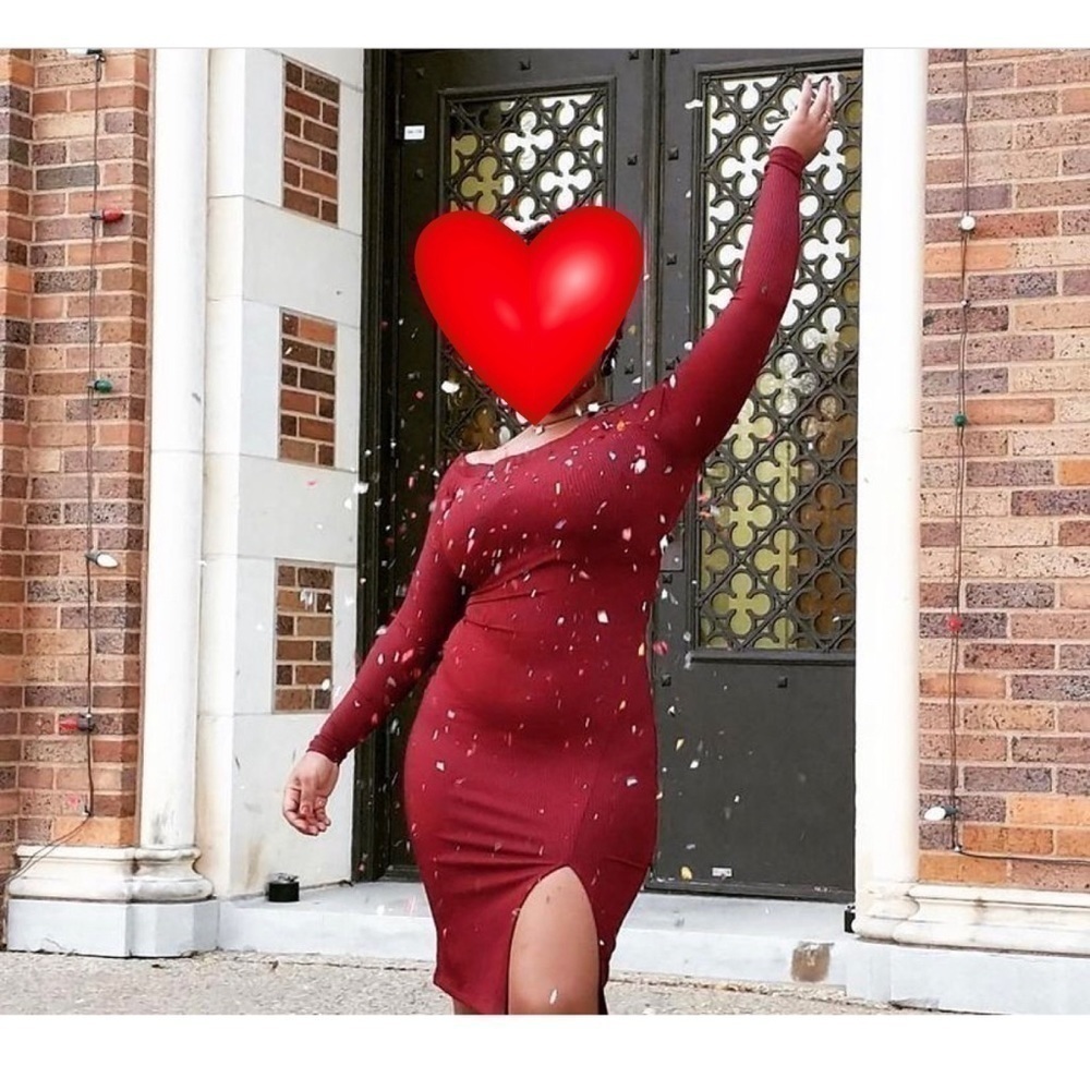 PRIVATE invite off shoulder dress - Picture 1 of 9